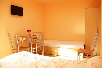 Murovaný dom Kosár - apartmány Veľký Meder