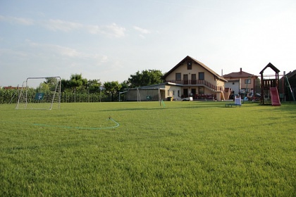 Rekreační dům s apartmány - termály Veľký Meder