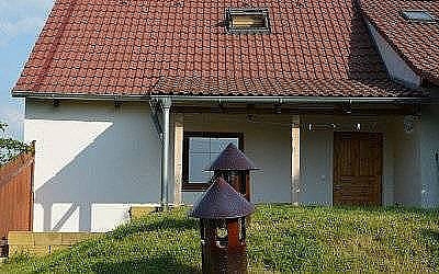 Chalupa a vinn sklep - Mikulick luh - Slovcko