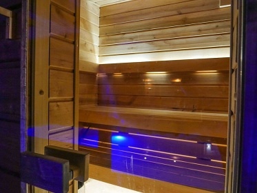 Chata baz�n a wellness - Vala�sk� muzeum v p��rod�