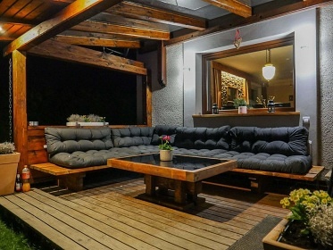 Chata baz�n a wellness - Vala�sk� muzeum v p��rod�