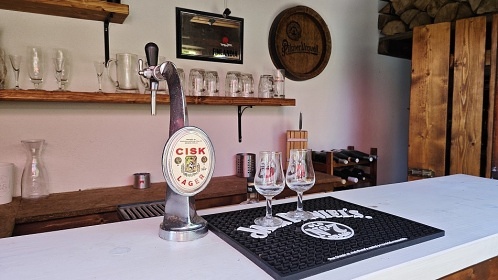 Chata baz�n a wellness - Vala�sk� muzeum v p��rod�