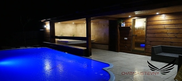 Chata baz�n a wellness - Vala�sk� muzeum v p��rod�