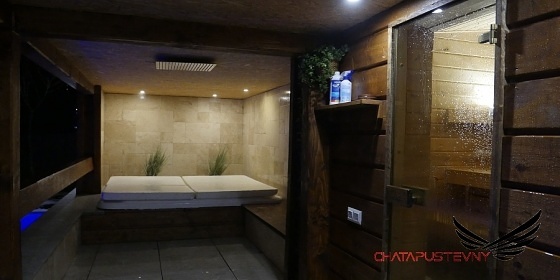 Chata baz�n a wellness - Vala�sk� muzeum v p��rod�