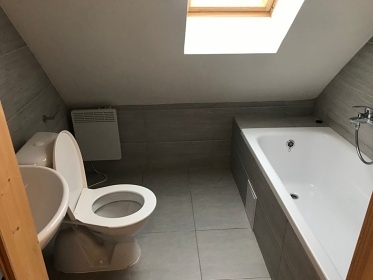 Roubenka s bazénem a wellness - Staré Město