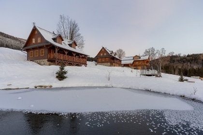 Roubenka s bazénem a wellness - Staré Město