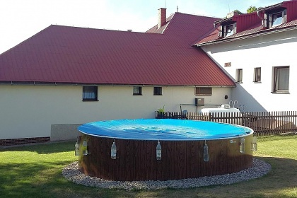 Penzion baz�n a h�i�t� - ���rsk� vrchy - Sn�n�