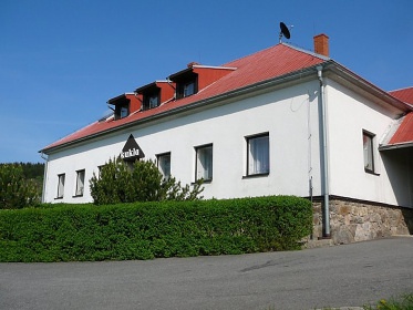 Penzion baz�n a h�i�t� - ���rsk� vrchy - Sn�n�