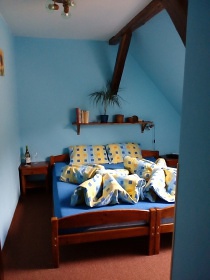 Penzion u hradu Karltejn - CHKO esk kras