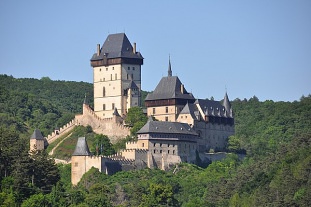 Penzion u hradu Karltejn - CHKO esk kras
