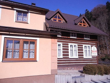 Chalupa s apartmány - Krkonoše - Černá hora