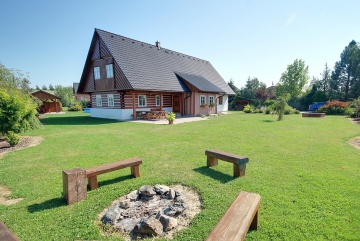 Roubenka se saunou a baz�nem - Orlick� hory