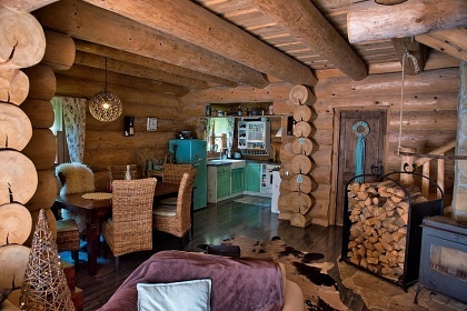 Kanadský srub - wellness a bazén - Šternberk