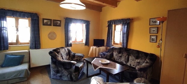 Chalupa s baz�nem - Babi��ino �dol� - hrad V�zmburk