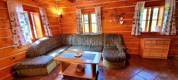 Roubenka s bazénem - Hynčice pod Sušinou