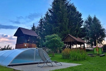 Chalupa s baznem - Pradd - Reovsk vodopdy