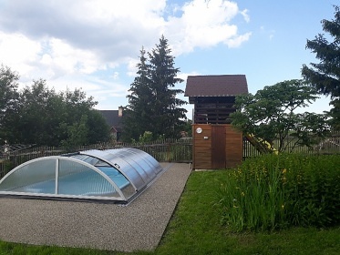 Chalupa s baznem - Pradd - Reovsk vodopdy