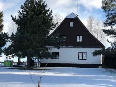 Chalupa s baznem - Pradd - Reovsk vodopdy