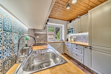 Chalupa Dlouh Strn - ervenohorsk sedlo