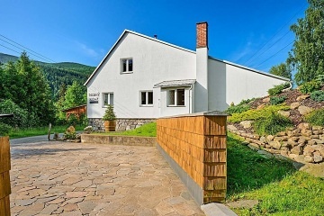 Chalupa Dlouh Strn - ervenohorsk sedlo