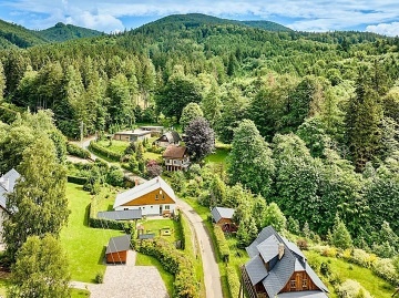 Chalupa Dlouh Strn - ervenohorsk sedlo