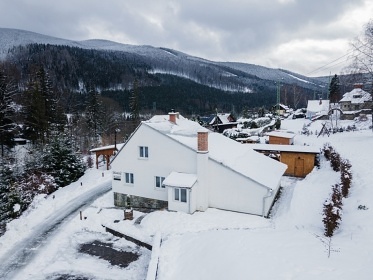 Chalupa Dlouh Strn - ervenohorsk sedlo